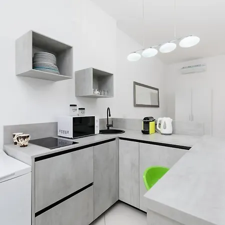 Апартаменты Comodo A 5 Minuti Dal Mare Con Possibilita Di Posto Auto *