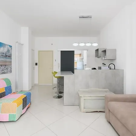 Comodo A 5 Minuti Dal Mare Con Possibilita Di Posto Auto Апартаменты