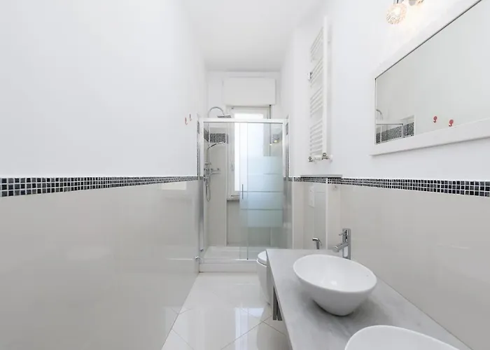 Comodo A 5 Minuti Dal Mare Con Possibilita Di Posto Auto Lejlighed Diano Marina