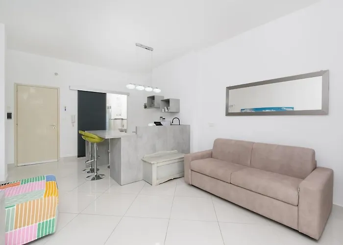 Comodo A 5 Minuti Dal Mare Con Possibilita Di Posto Auto